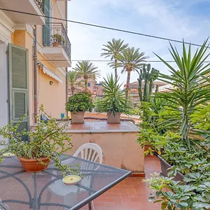 Appartement Vivi La Dolce A Due Passi Dal Mare, Bordighera