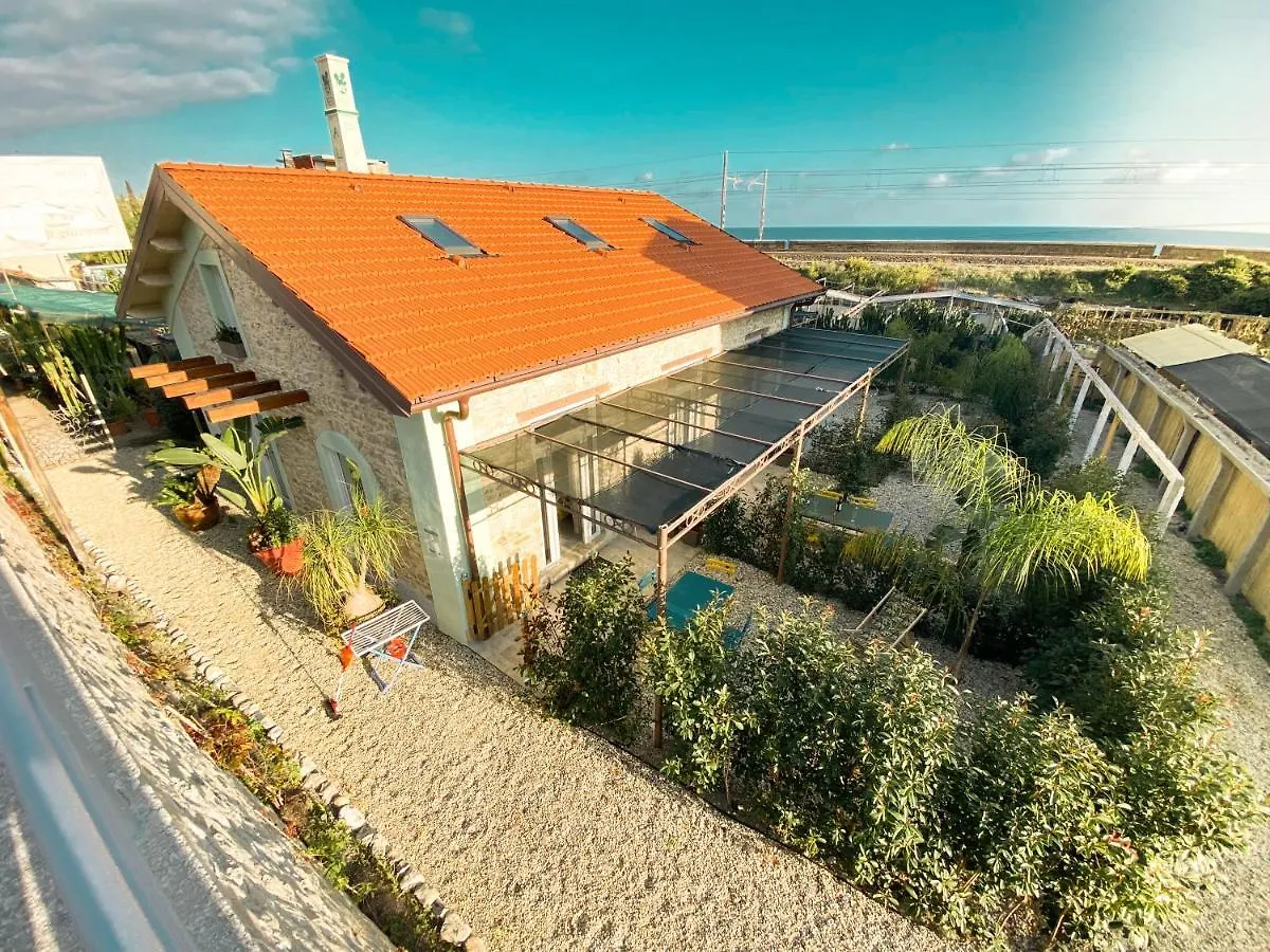 New Agriloft 4 Palms Clima, Giardino E Wi-Fi A 50 Mt Dal Mare Appartement Bordighera